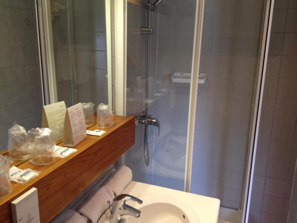 Hotel Caudron Rue  Δωμάτιο φωτογραφία